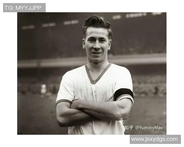 足球明星背后故事揭秘那些拥有显赫背景的球员与他们的传奇人生 足球明星背后故事揭秘那些拥有显赫背景的球员与他们的传奇人生