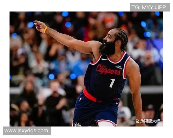 2014年NBA快船与雷霆激战回顾:精彩瞬间与赛季影响分析 2014年NBA快船与雷霆激战回顾:精彩瞬间与赛季影响分析